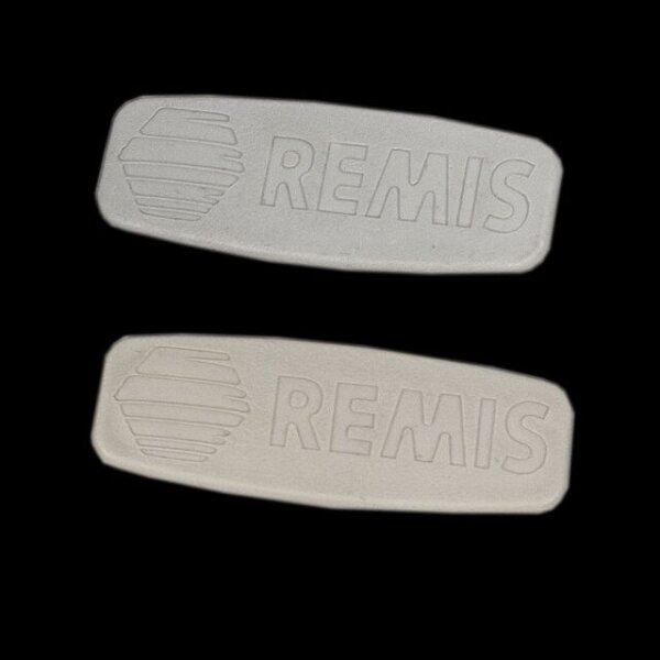 Abdeckkappe REMIS mit Schriftzug passend für REMI Front IV-Ducato 2011, Farbe beige