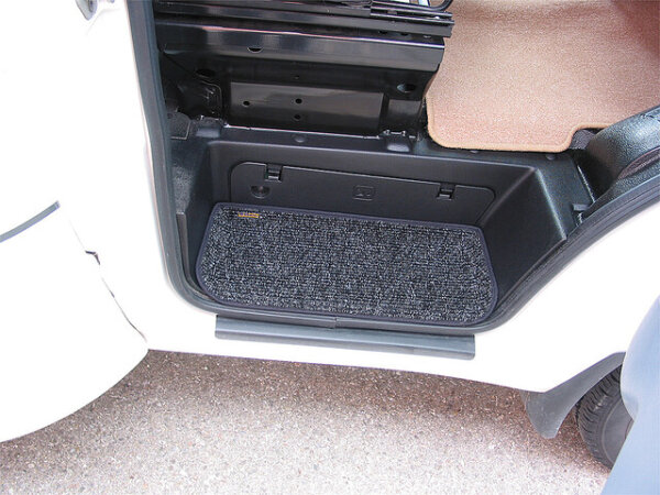 Einstiegsmatte HEOSdoor mat Nadelfilz passend für Renault Master ab 2010,Farbe anthrazit, Inhalt 2 Stück
