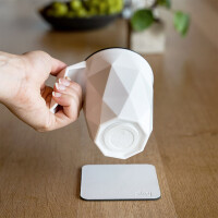 Magnet Coffeecup silwy mit Metall-Nano-Gel-Pad und Deckel Fb. weiß